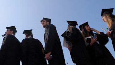 Fewer Students Are Going for Graduate Degrees | National Review