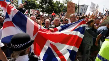 England: Riots, Social Media, and the ‘Opinion Corridor’ | National Review